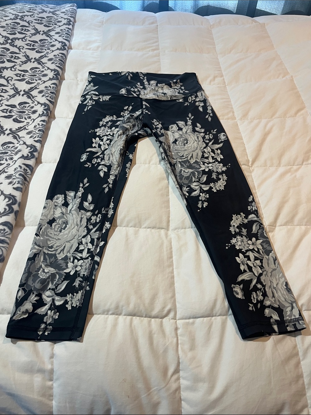 Albion Fit Antigua Slate Crop Leggings - Picture 3 of 7
